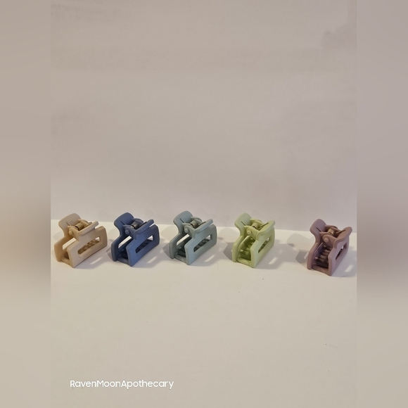 New Five Mini Hair Clips 3/15$ Bundle Deal - Picture 1 of 4